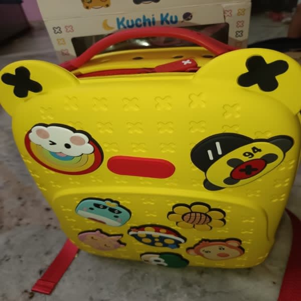 Kawaii -Q back cross bagpack - Wholesale Toys & Return Gifts India