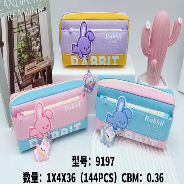 Girl school pouch  thumbnail