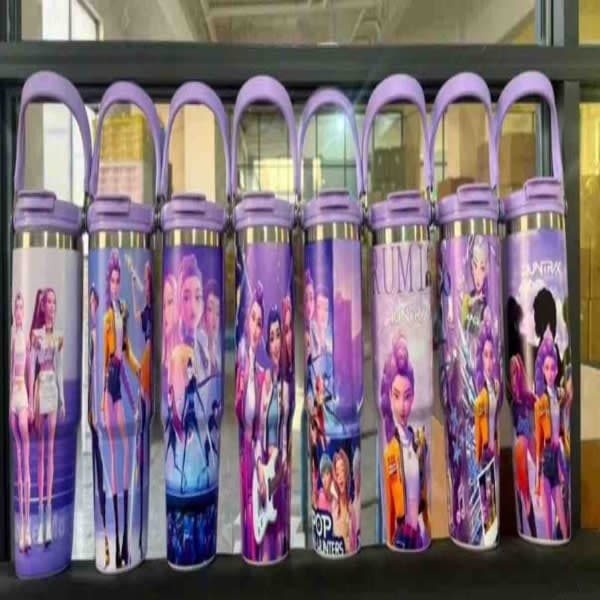 K-pop tumbler hang - Wholesale Toys & Return Gifts India