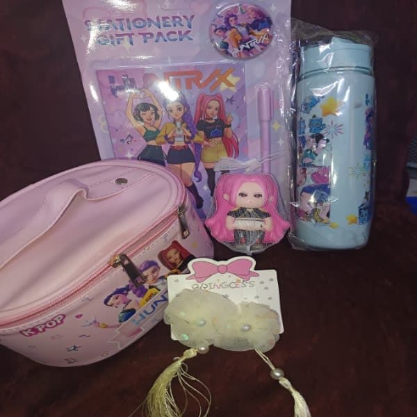 K pop hamper 25 - Wholesale Toys India